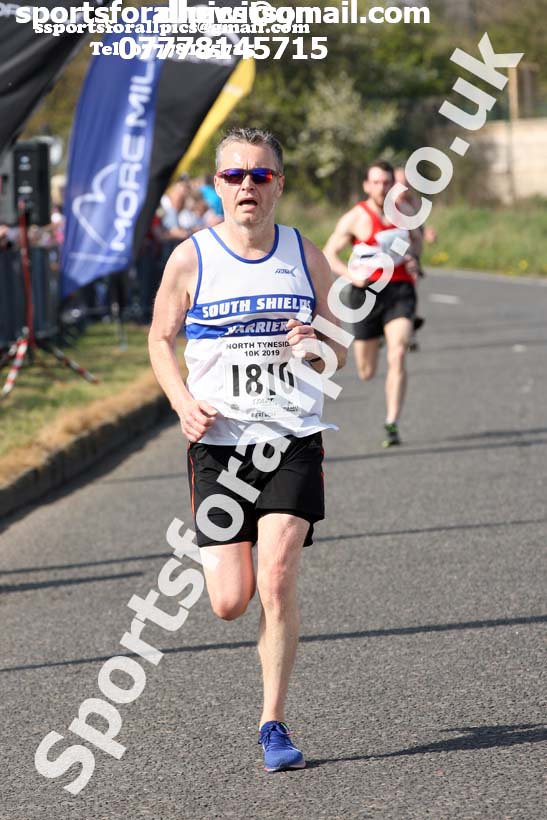 North Tyneside 10k Road Race, Whitley Bay. Photo:  David T. Hewitson/Sports for All Pics